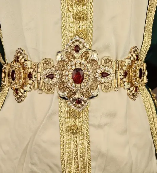 Waist Belt Adorned With Rhinestone