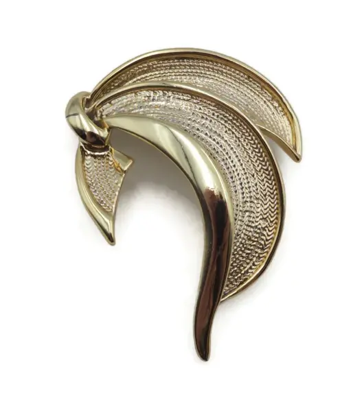 Vintage Gold Tone Swirl Brooch – Textured & Smooth Finish (1960s)