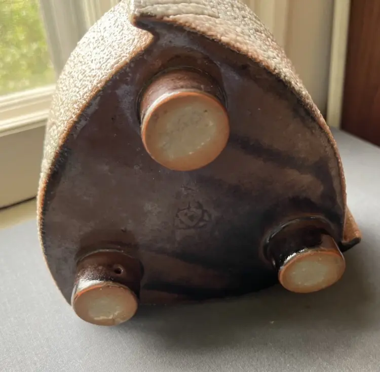 Vintage Handmade MCM Pottery Planter Vase – Textured Ceramic, c.1955 (Artist-Stamped) - Image 3