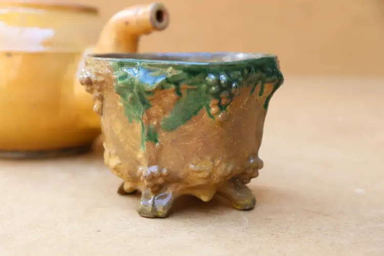 Vintage Primitive Redware Teapot – Handcrafted Early 20th Century - Image 2
