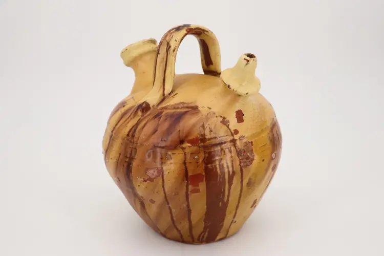 9th Century Portuguese Antique Water Jug / Ewer – Handcrafted Earthenware - Image 2