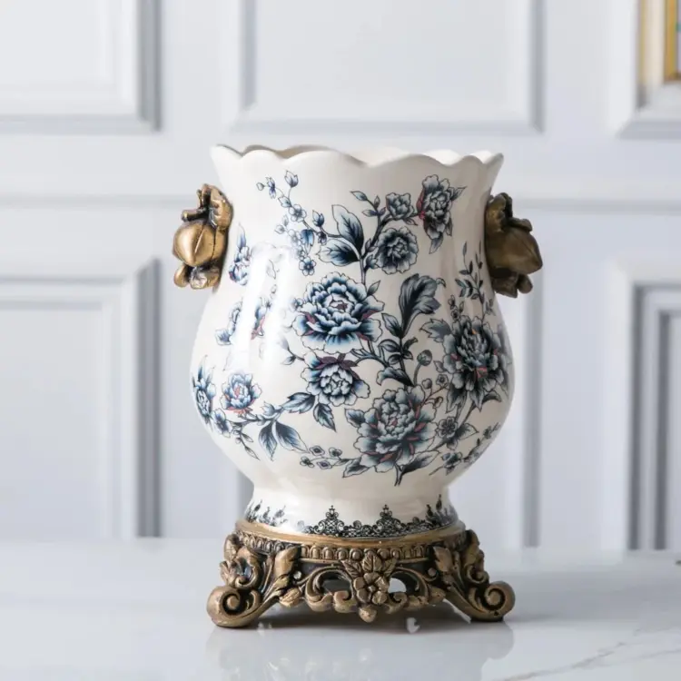 Ceramic Art Vase – New Retro Style - Image 2