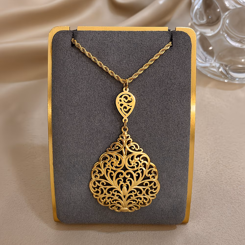 Vintage Ornate Filigree Leaf Pendant Necklace – Bohemian Filigree Statement Jewelry